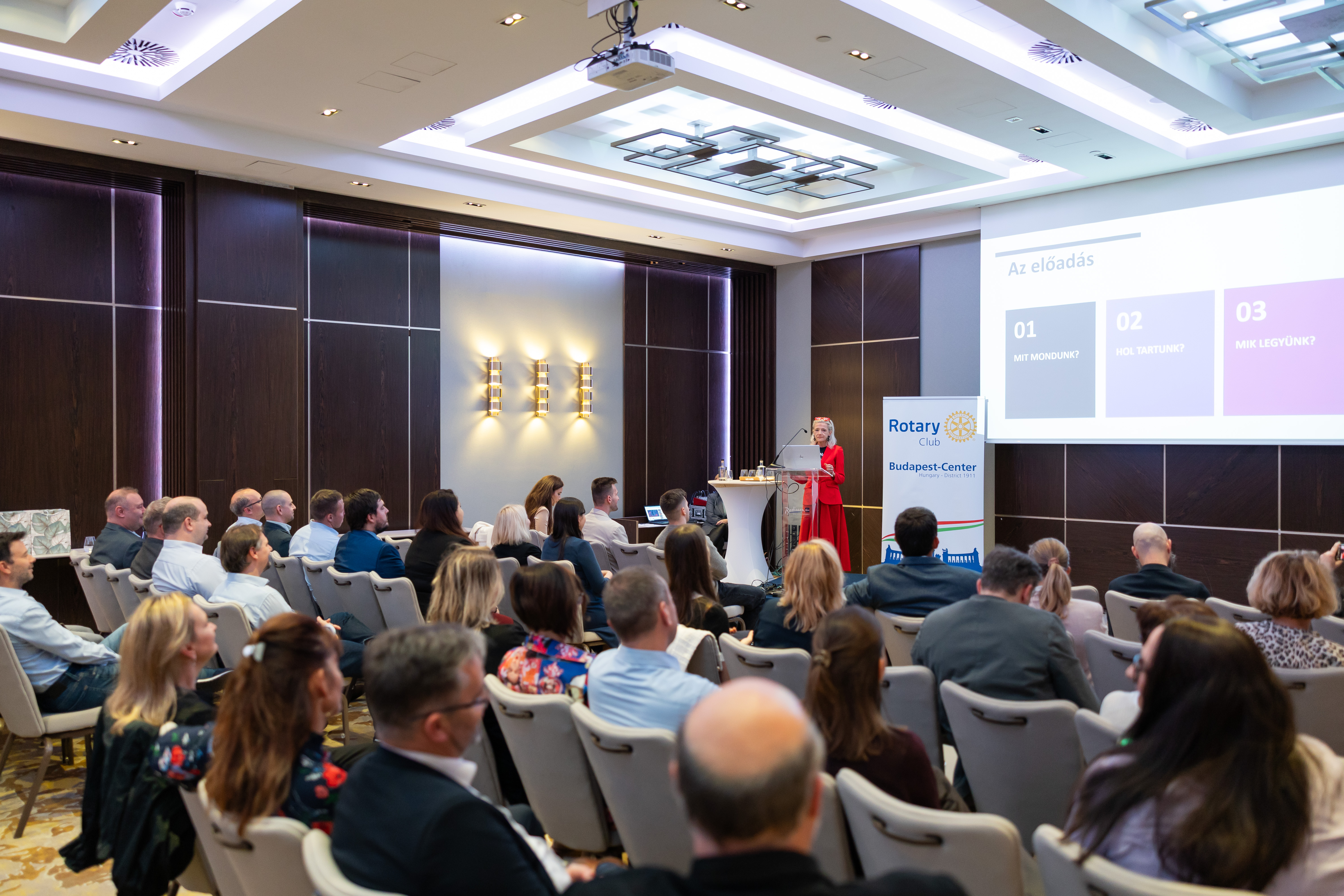 Jótékonysági mesterséges intelligencia konferenciát rendeztünk