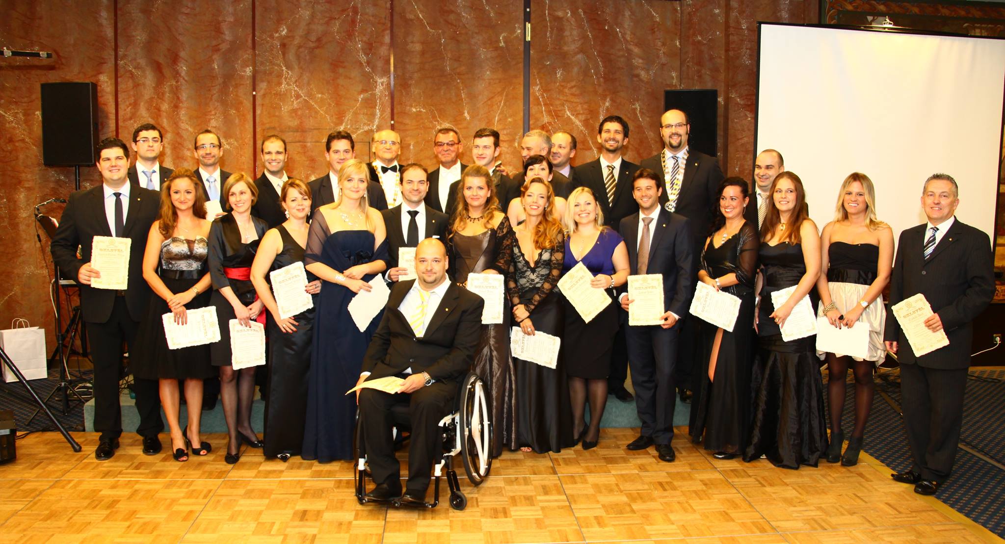 10 éves charter ünnepség